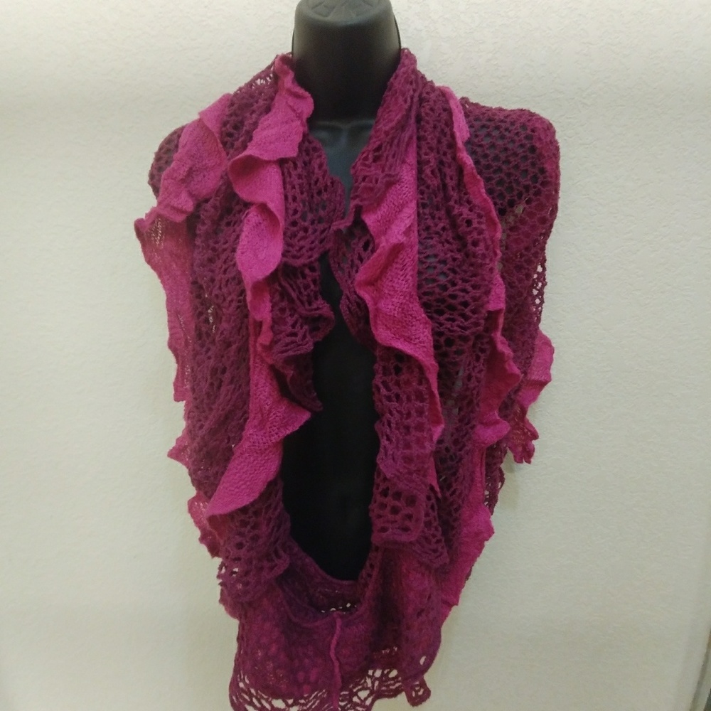 Crocheted Two Toned Ruffled Infinity Scarf